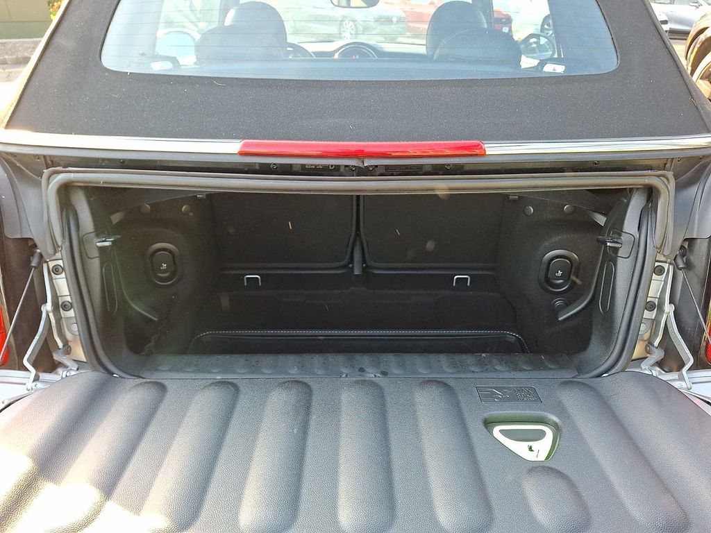 Thumbnail: 2024 MINI Cooper Convertible - 24