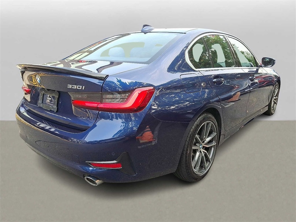 Thumbnail: 2020 BMW 3 Series - 4
