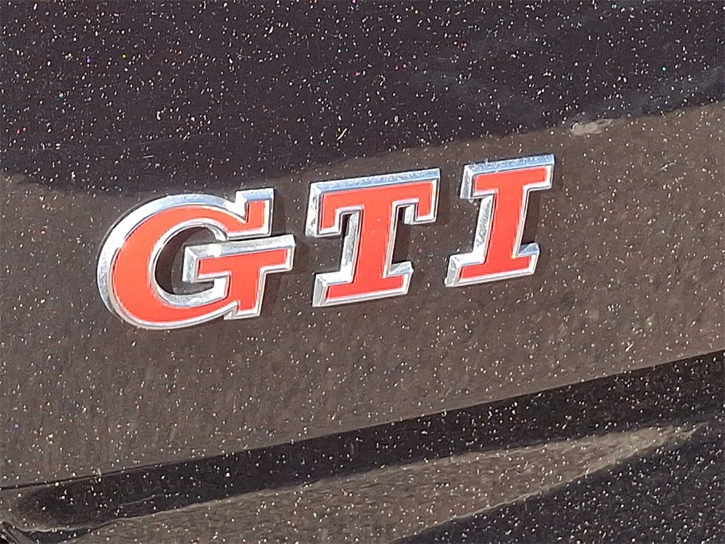2017 Volkswagen Golf GTI SE 30