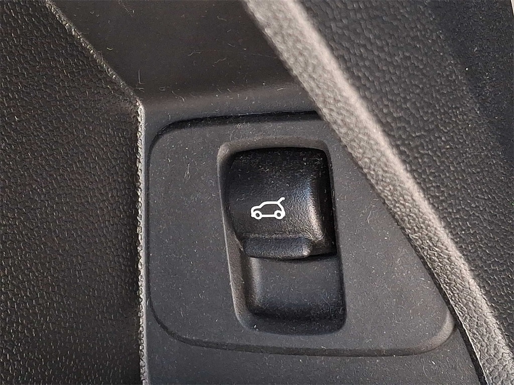 Thumbnail: 2022 MINI Cooper Countryman - 24