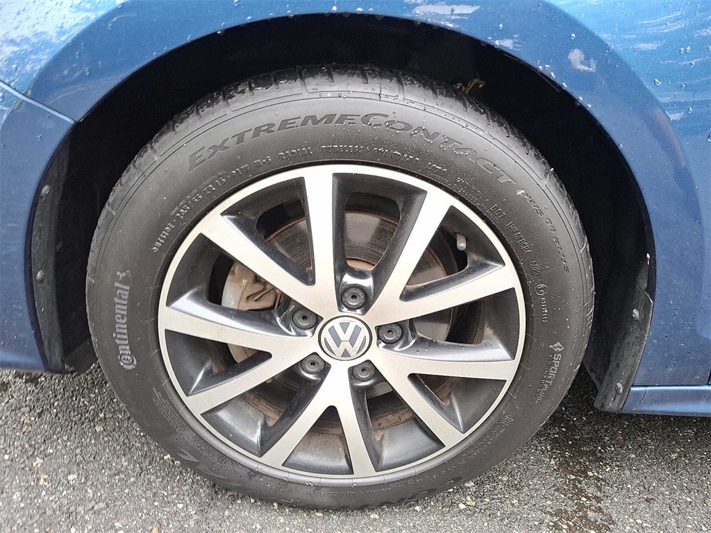 2017 Volkswagen Jetta SE 7