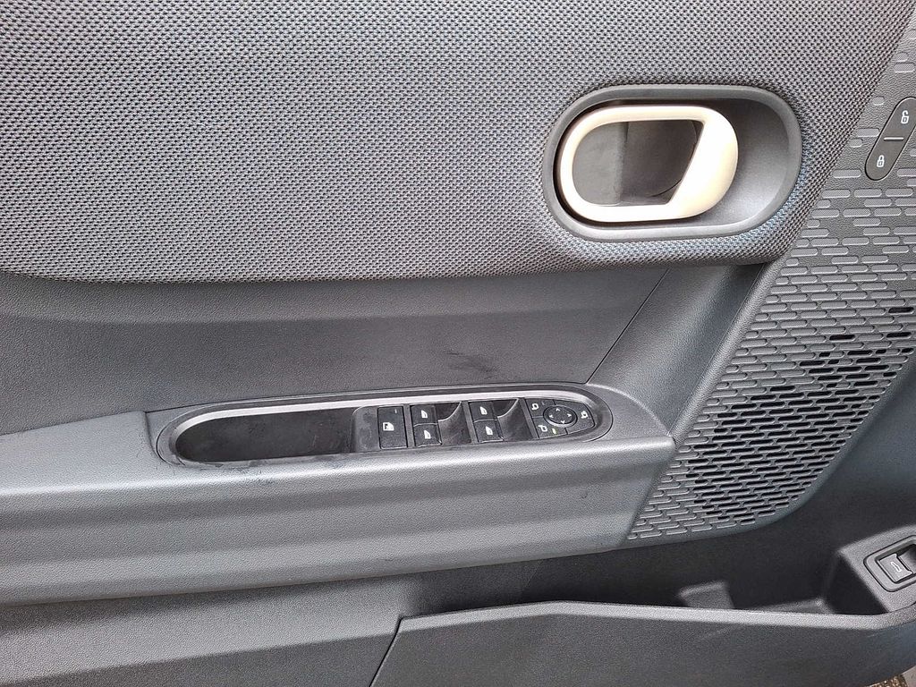 Thumbnail: 2025 MINI Cooper Hardtop - 9