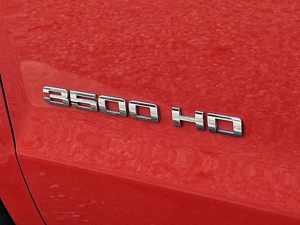 Thumbnail: 2016 GMC Sierra 3500 - 28