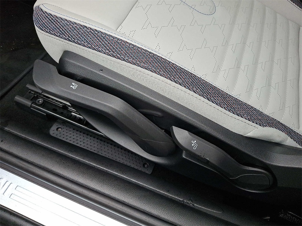 2025 MINI Cooper Hardtop S 12