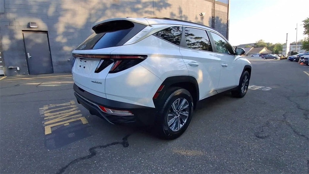 Thumbnail: 2022 Hyundai Tucson - 8
