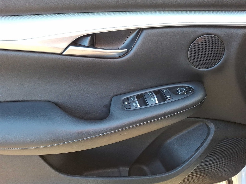 Thumbnail: 2020 INFINITI QX50 - 8