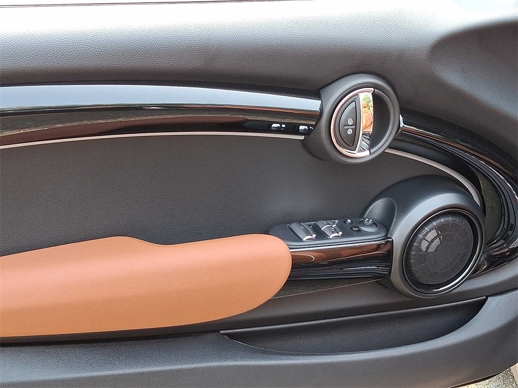 Thumbnail: 2024 MINI Cooper - 10