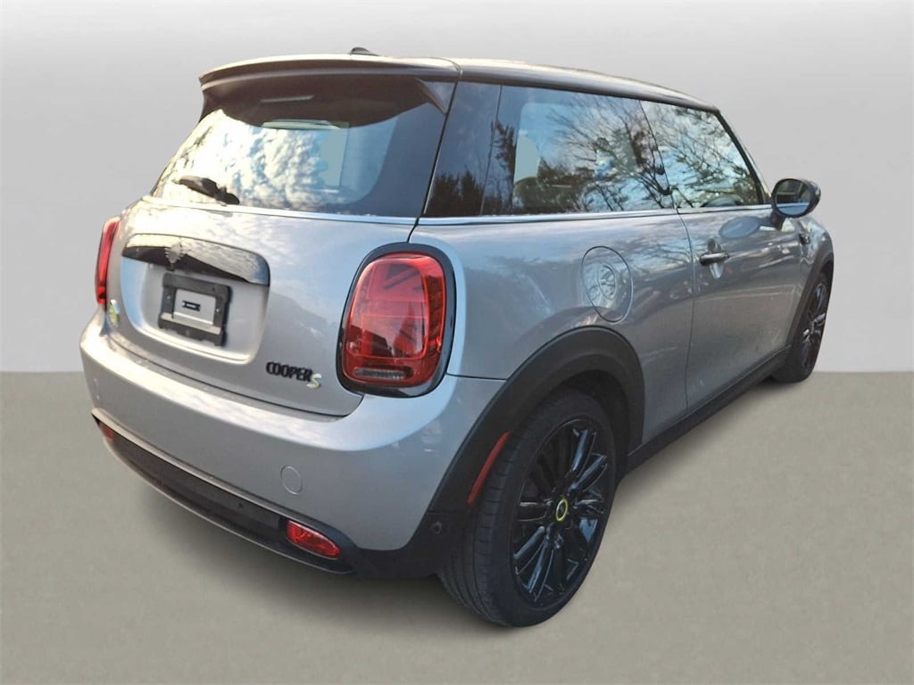 Thumbnail: 2024 MINI Cooper Hardtop - 3