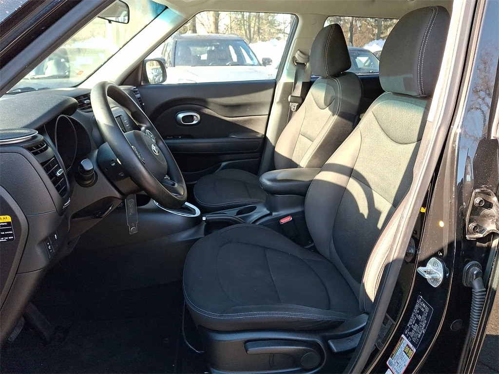 Thumbnail: 2017 Kia Soul - 11