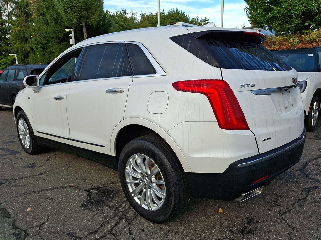 Used 2018 CADILLAC XT5 Base SUV