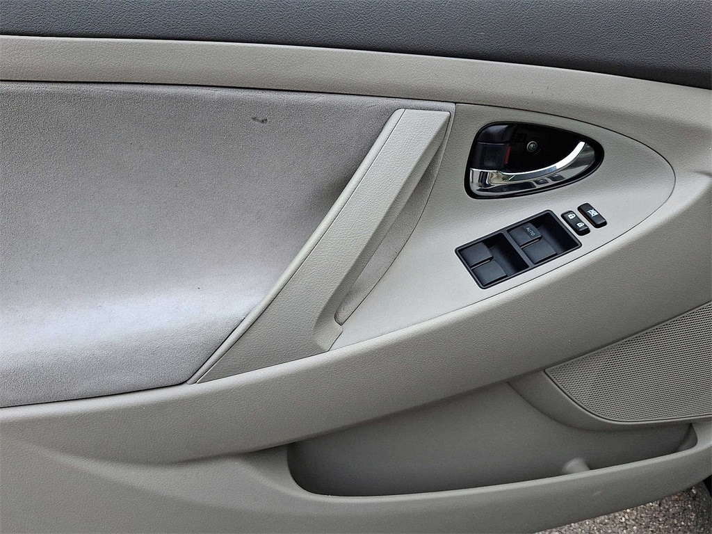 Thumbnail: 2008 Toyota Camry - 10