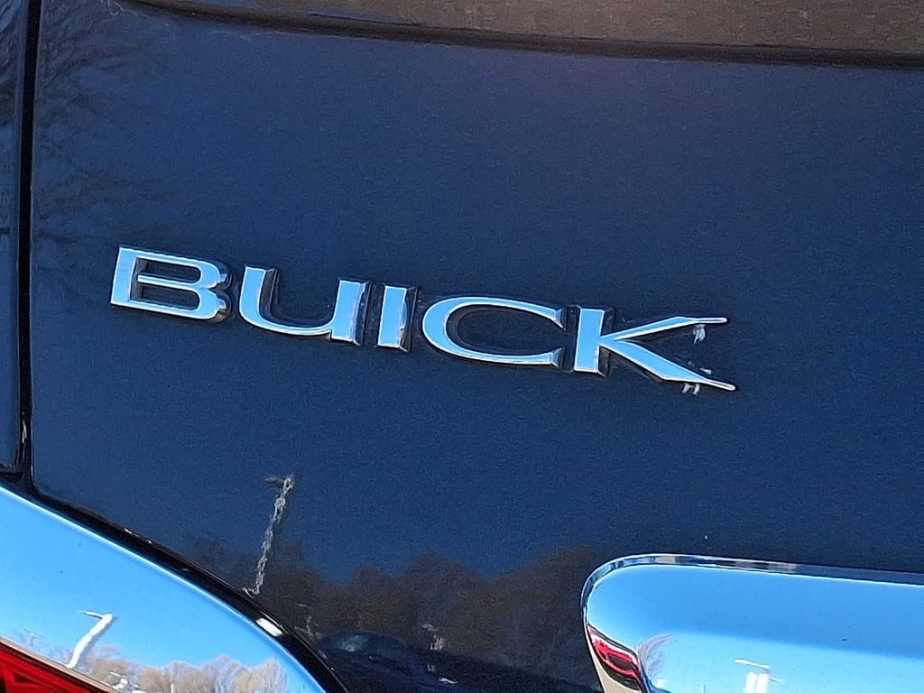 Thumbnail: 2010 Buick LaCrosse - 28