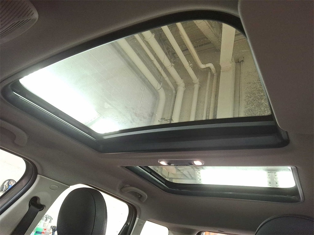 Thumbnail: 2019 MINI Cooper Countryman - 10