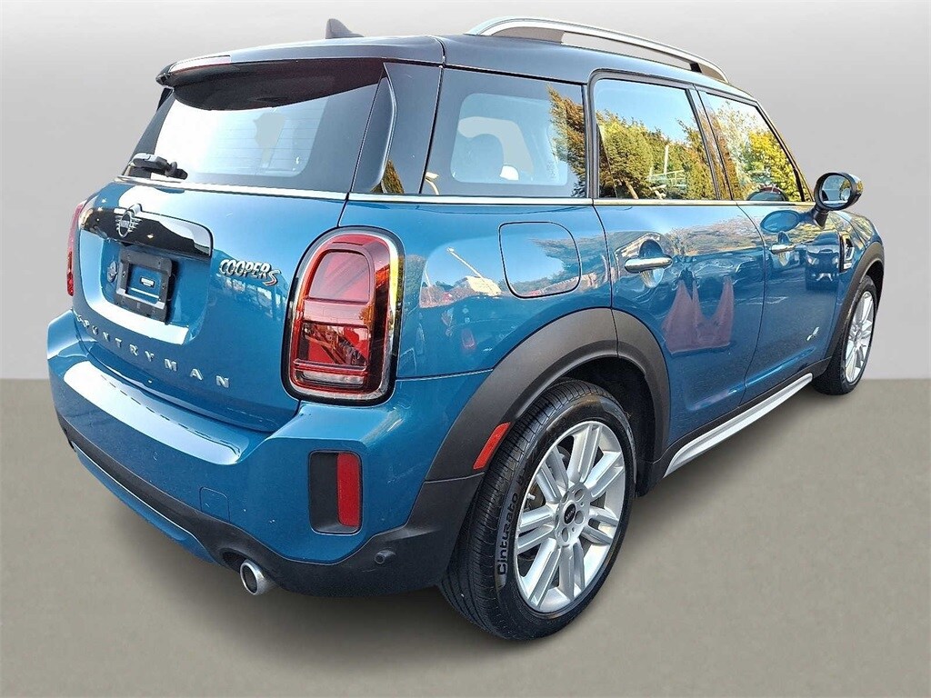 2023 Mini Cooper S Iconic photo 4