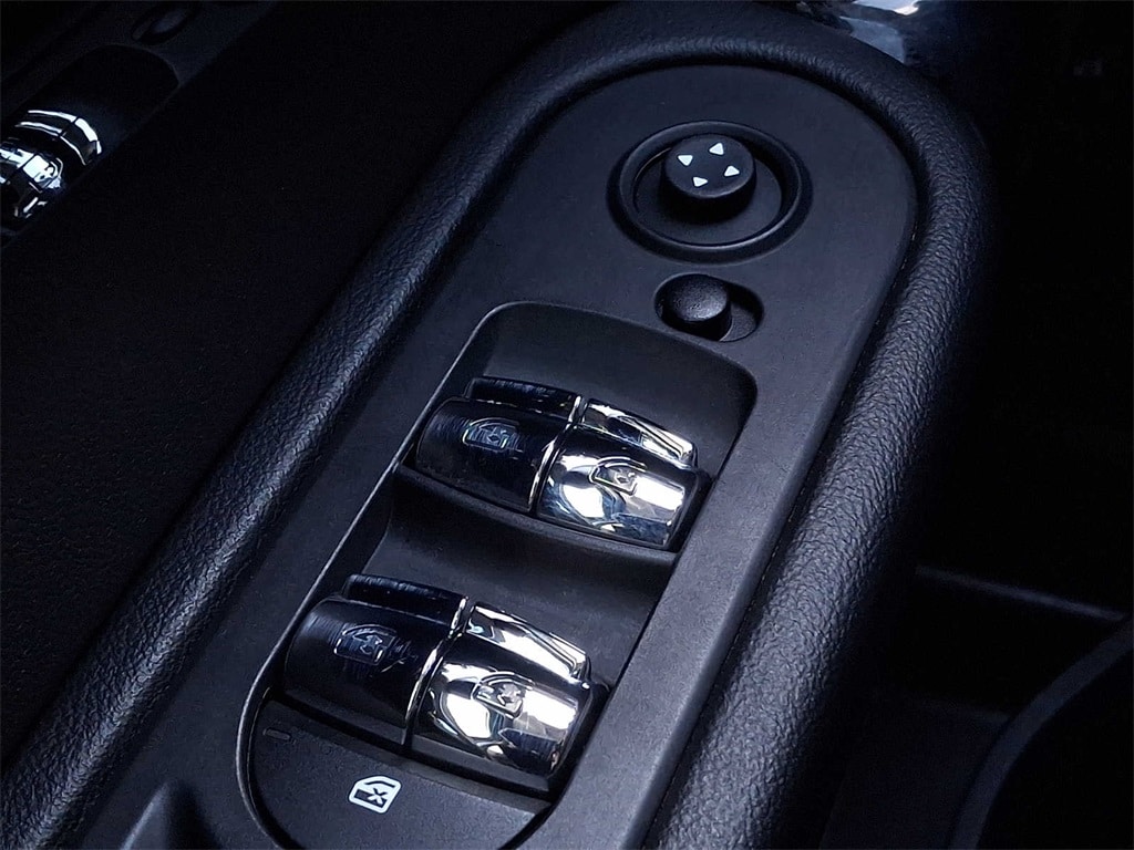 Thumbnail: 2023 MINI Cooper Countryman - 24