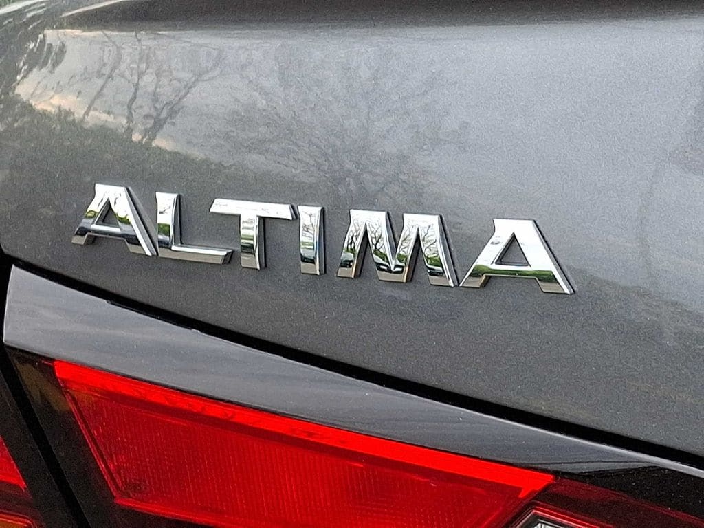 Thumbnail: 2020 Nissan Altima - 30