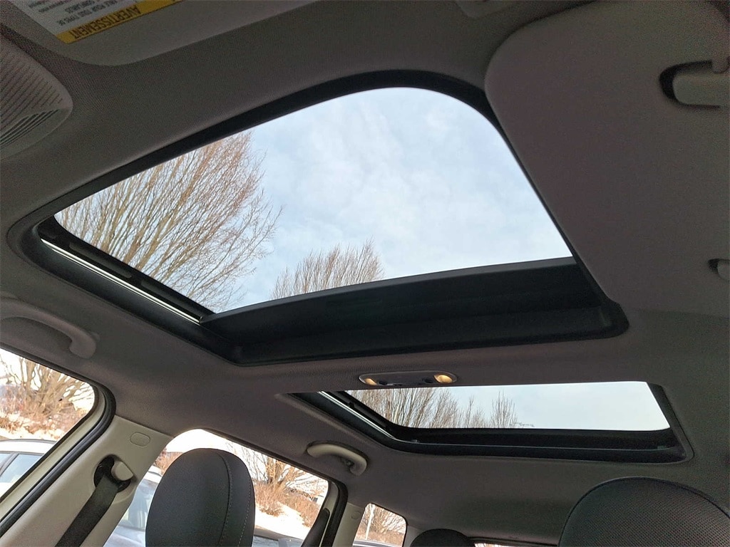 Thumbnail: 2019 MINI Cooper Clubman - 11