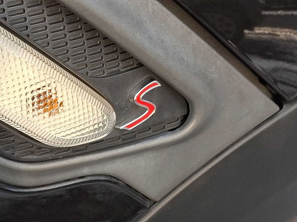 Thumbnail: 2014 MINI Cooper Countryman - 27