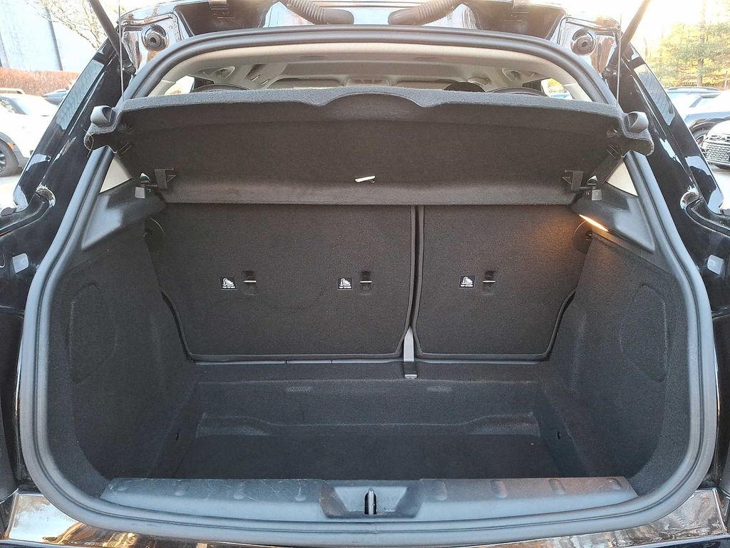 Thumbnail: 2020 MINI Cooper Hardtop - 25