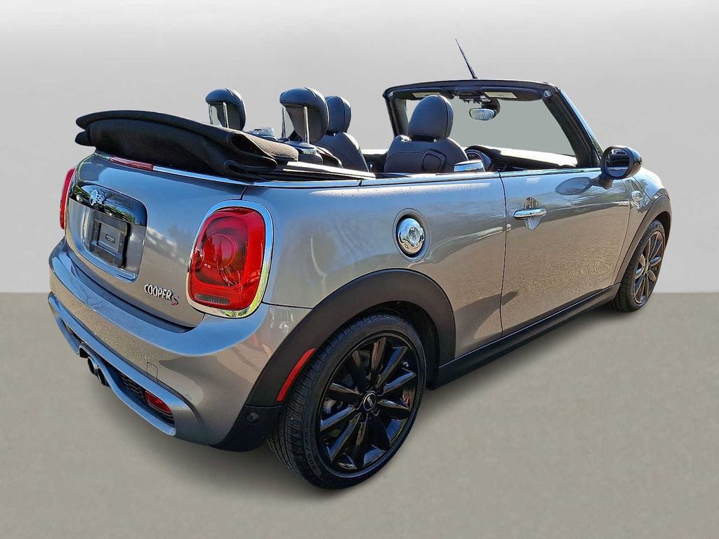 Thumbnail: 2019 MINI Cooper Convertible - 3