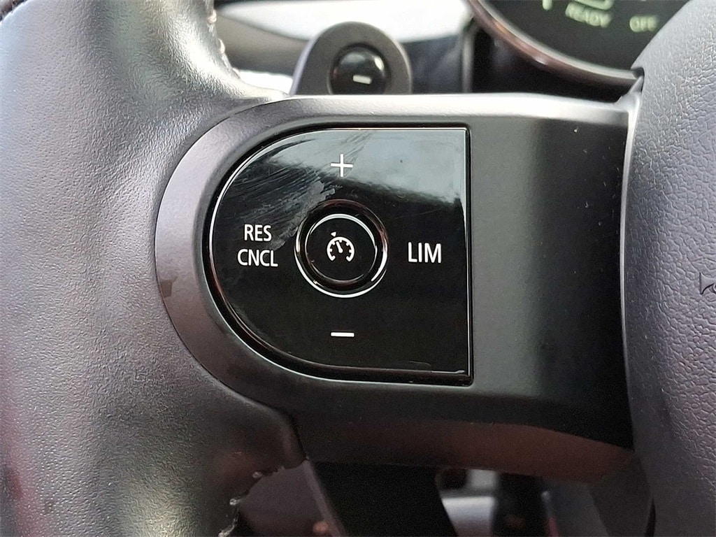 Thumbnail: 2023 MINI Cooper Hardtop - 19