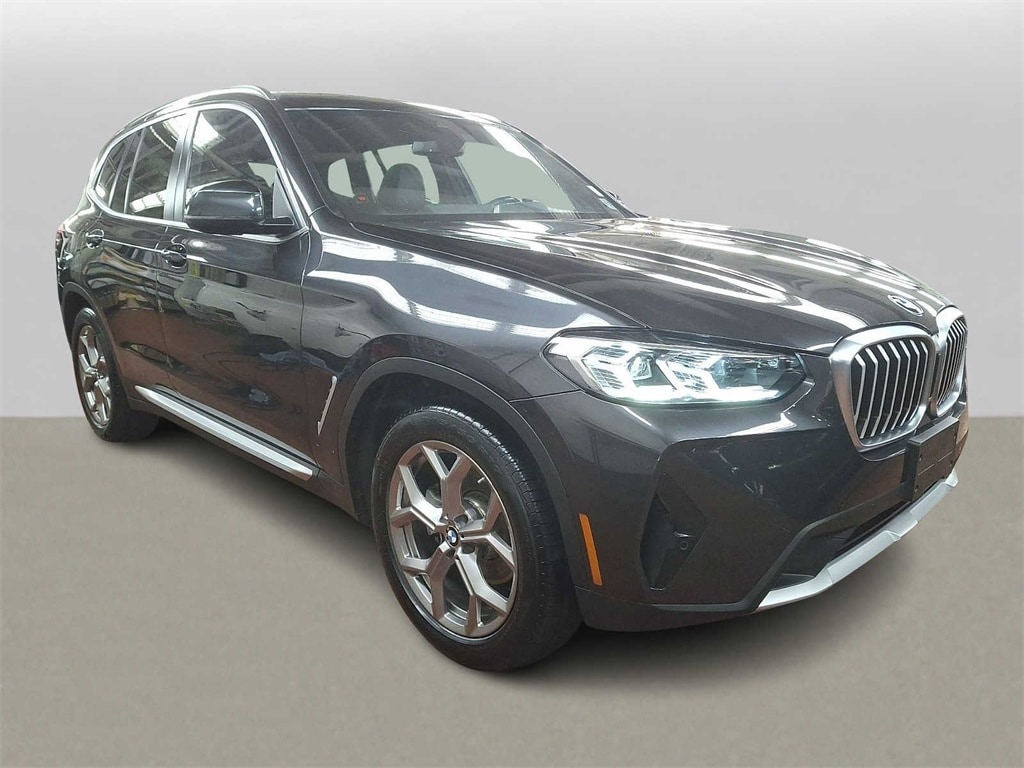 Thumbnail: 2022 BMW X3 - 3