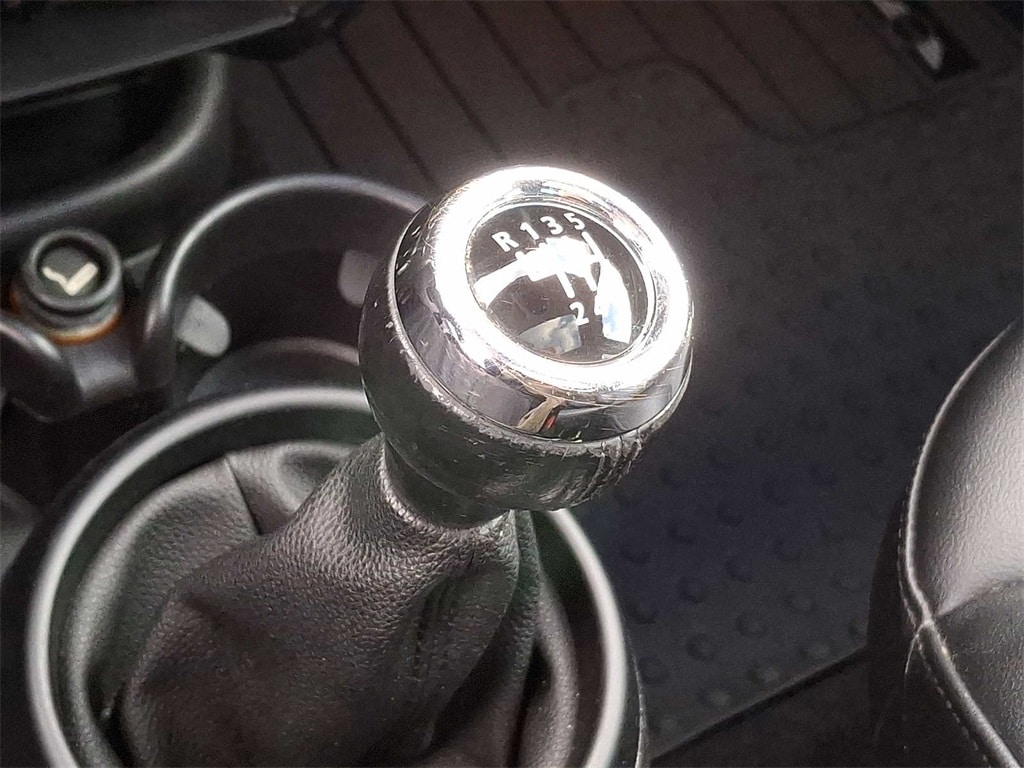 Thumbnail: 2014 MINI Cooper Countryman - 13