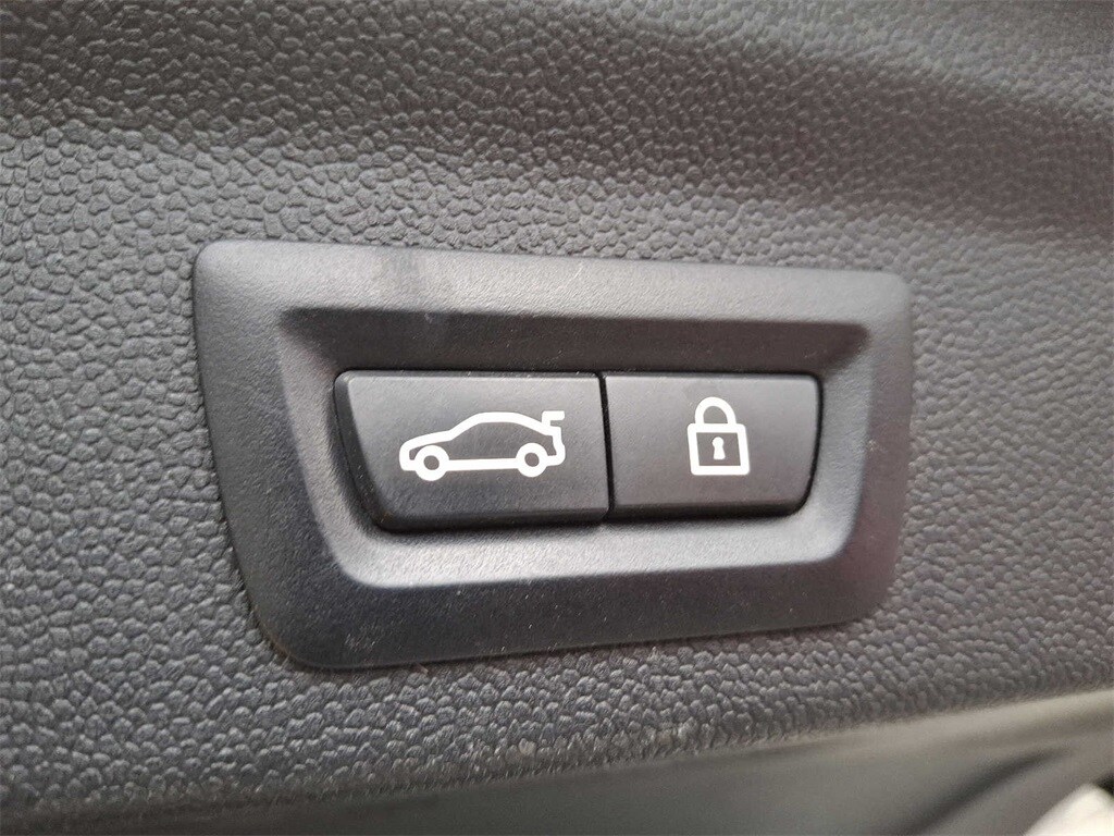 Thumbnail: 2019 MINI Cooper Countryman - 28