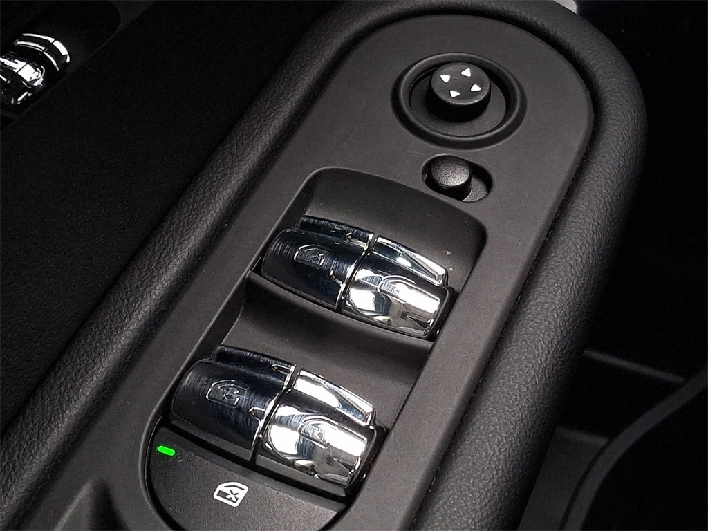 Thumbnail: 2023 MINI Cooper Countryman - 24