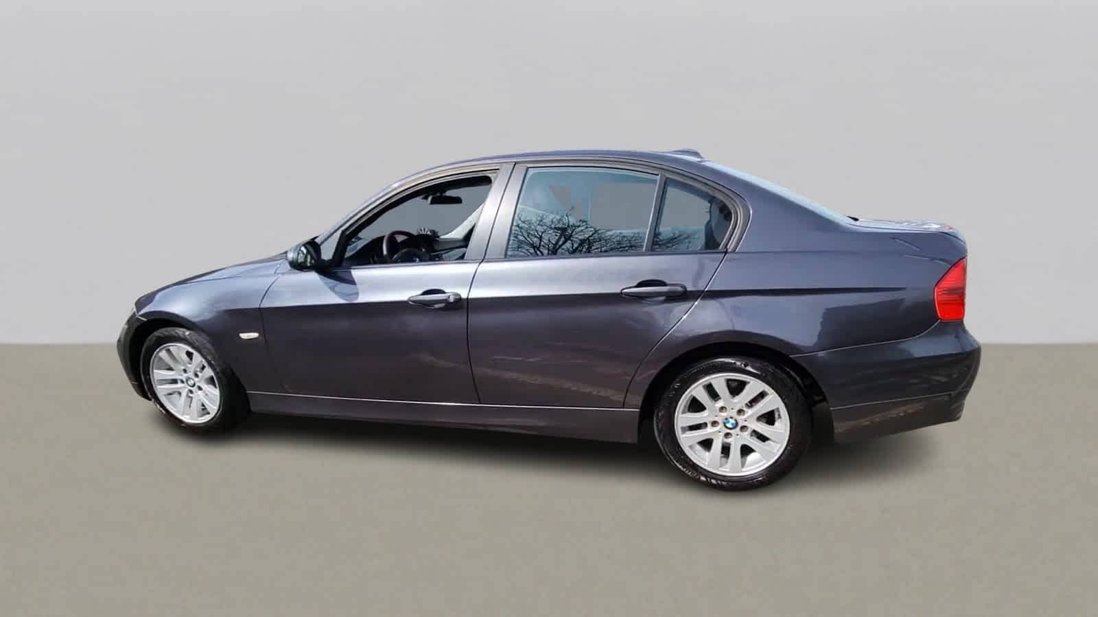 2006 BMW 3 Series  4
