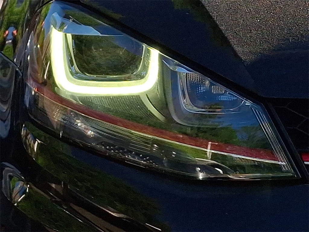 2017 Volkswagen Golf GTI SE 7