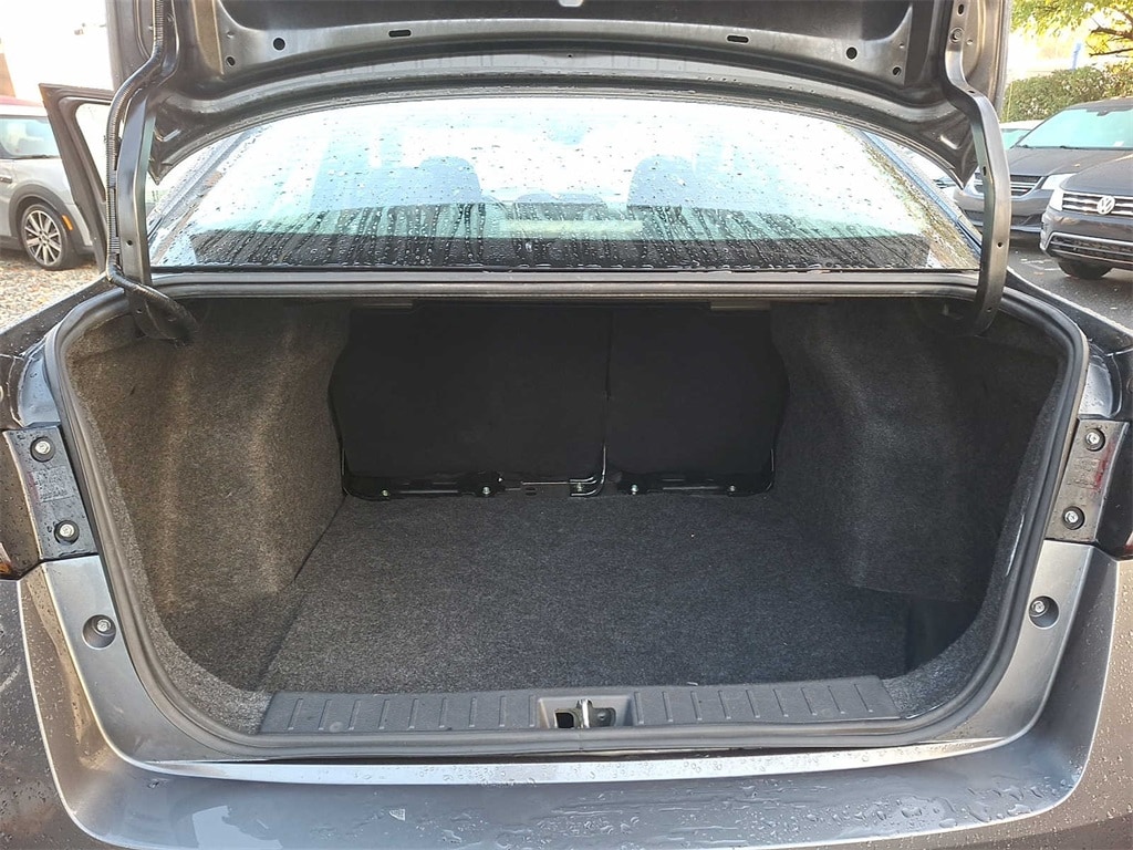 Thumbnail: 2022 Nissan Versa - 22