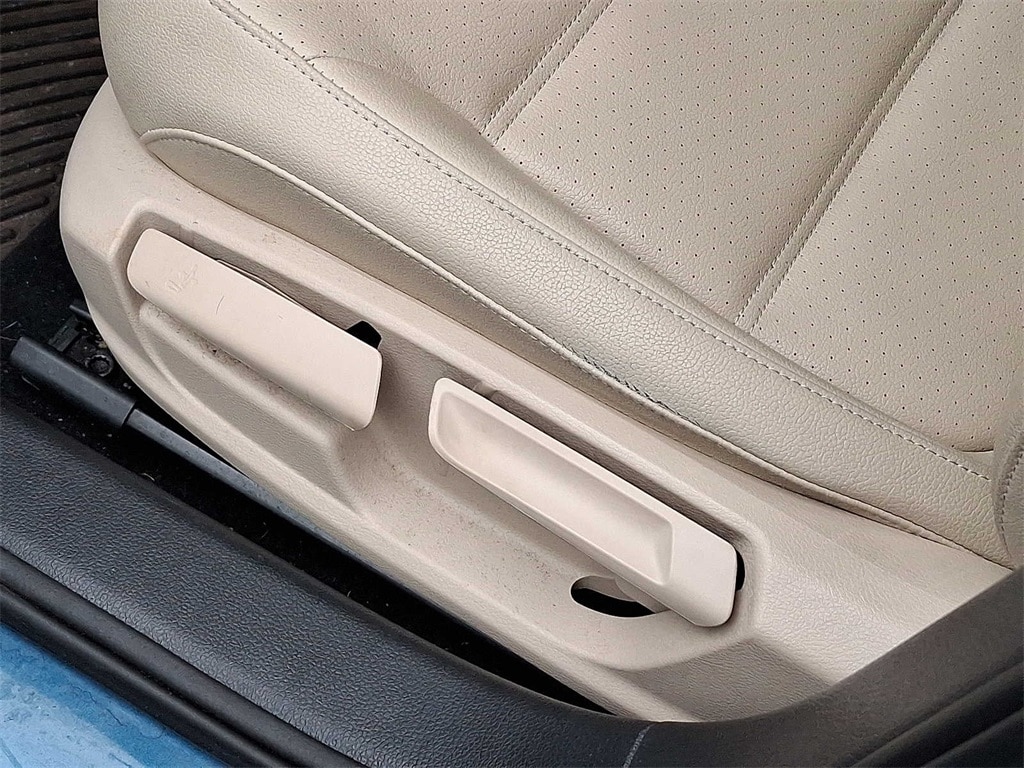 2017 Volkswagen Jetta SE 11