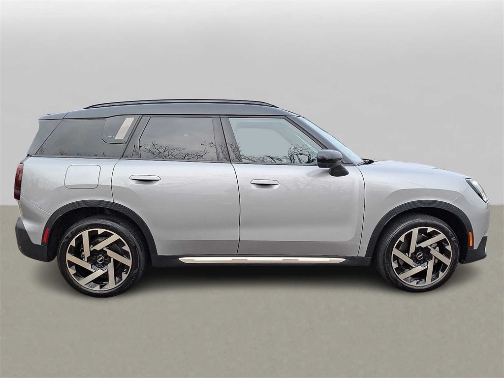 Thumbnail: 2025 MINI Cooper Countryman - 4