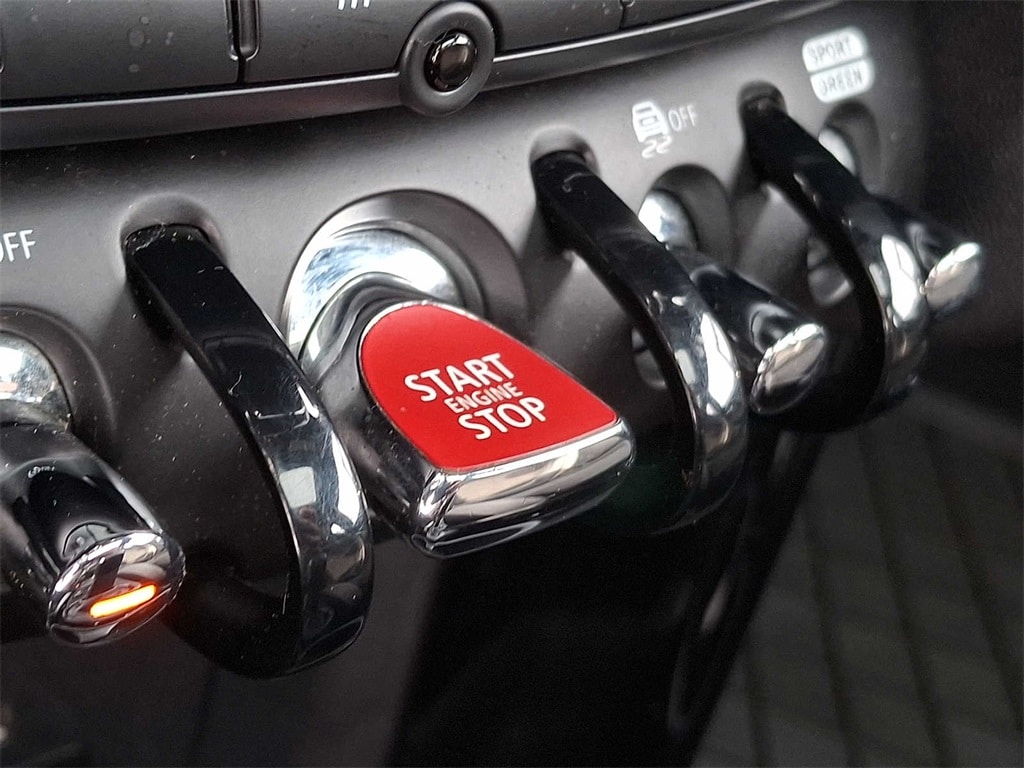 Thumbnail: 2023 MINI Cooper Hardtop - 23