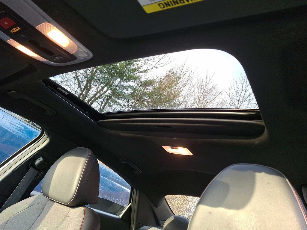 Thumbnail: 2022 Hyundai Elantra - 7