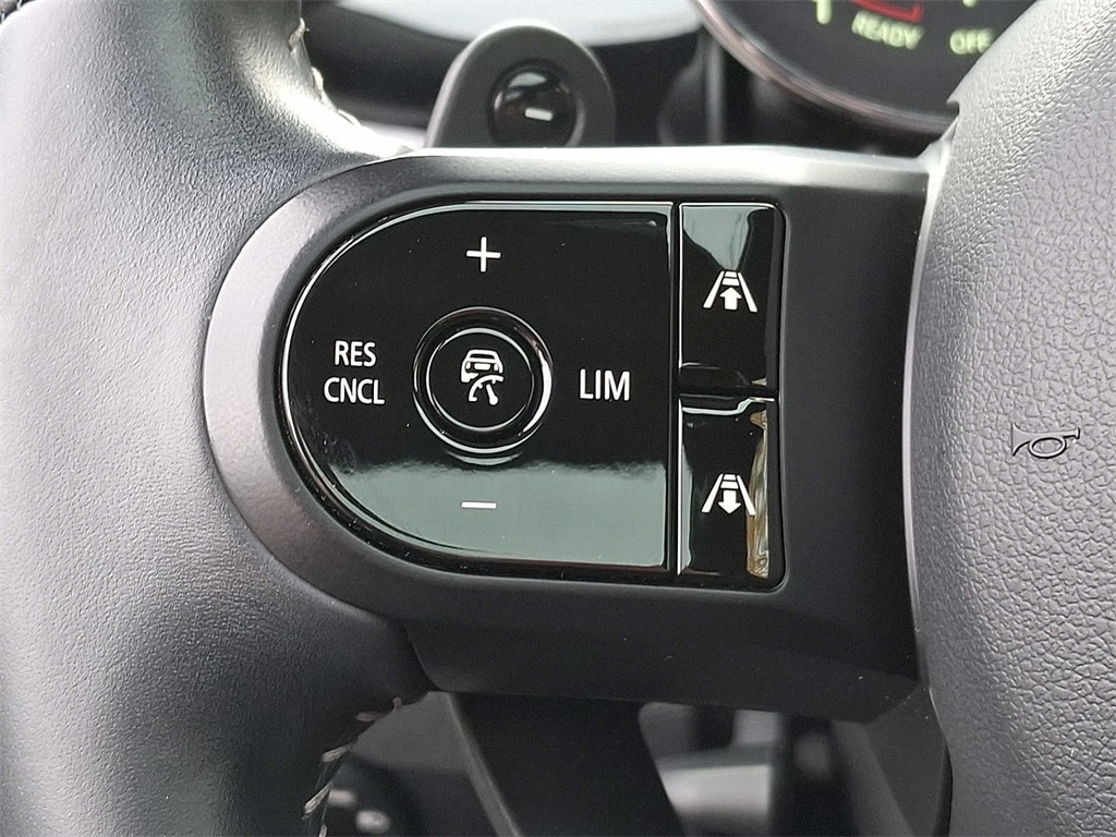 Thumbnail: 2023 MINI Cooper Hardtop - 20