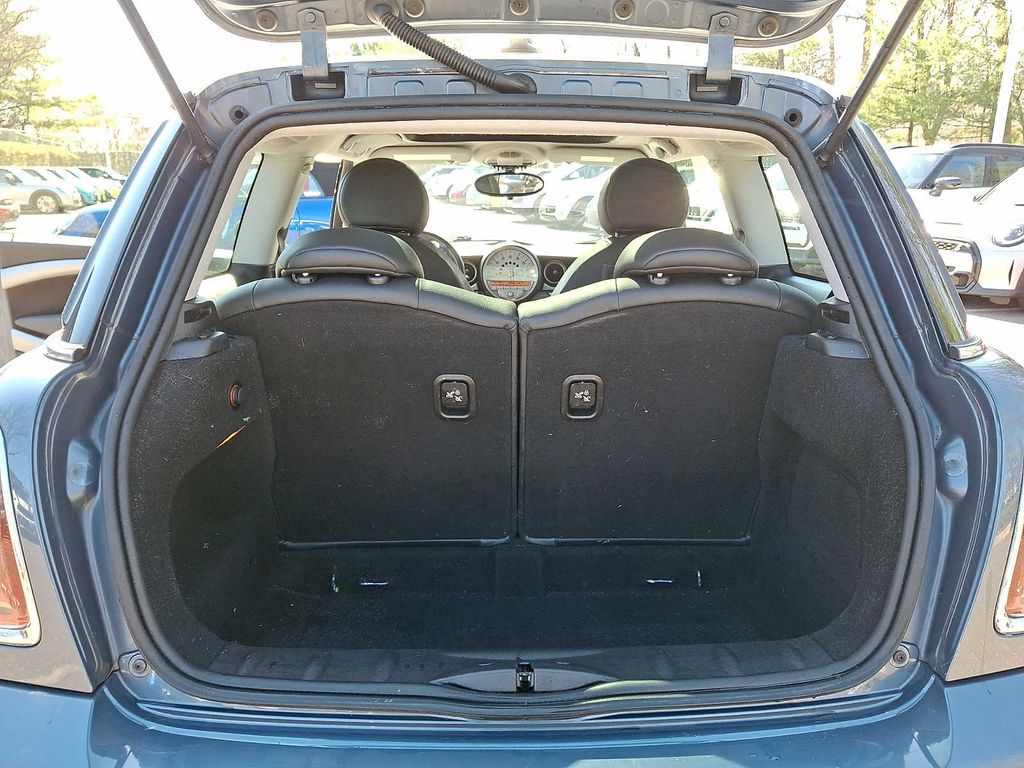 Thumbnail: 2010 MINI Cooper - 27