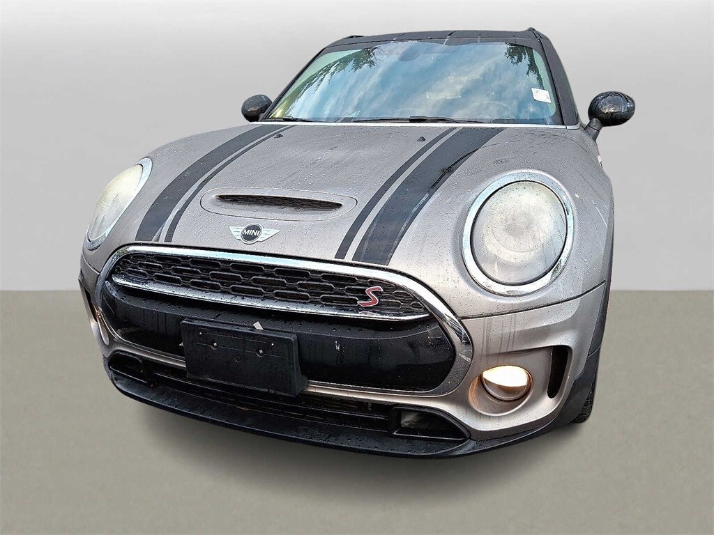 2017 Mini Cooper Base S ALL4 photo 2