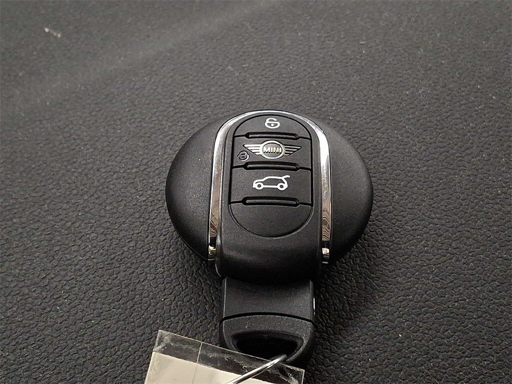 Thumbnail: 2022 MINI Cooper Convertible - 22