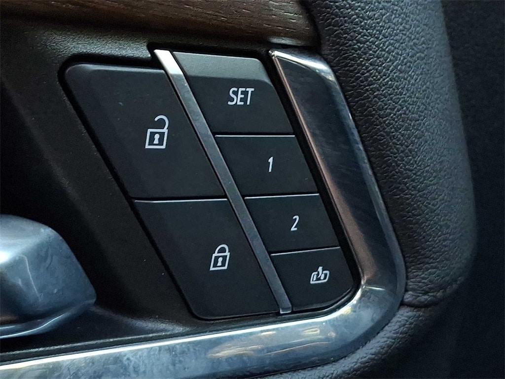 Thumbnail: 2023 Chevrolet Silverado 1500 - 20