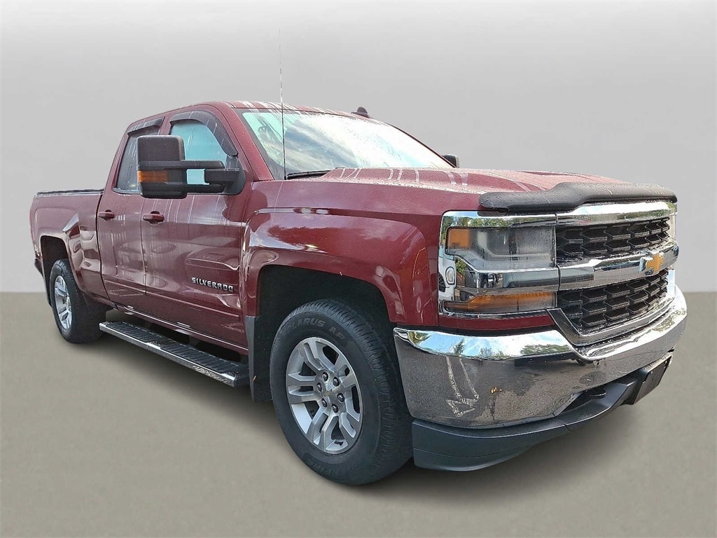 Thumbnail: 2018 Chevrolet Silverado 1500 - 3