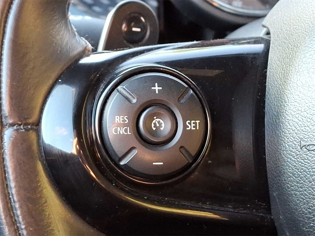 Thumbnail: 2019 MINI Cooper Convertible - 16