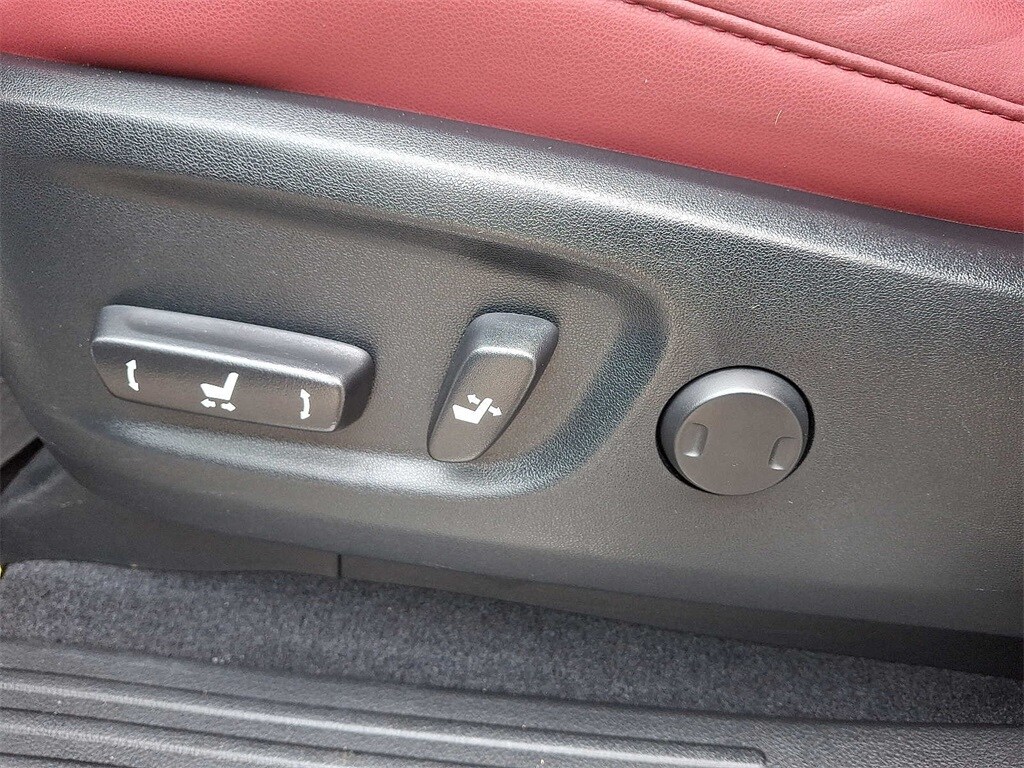 Thumbnail: 2023 Lexus GX - 12