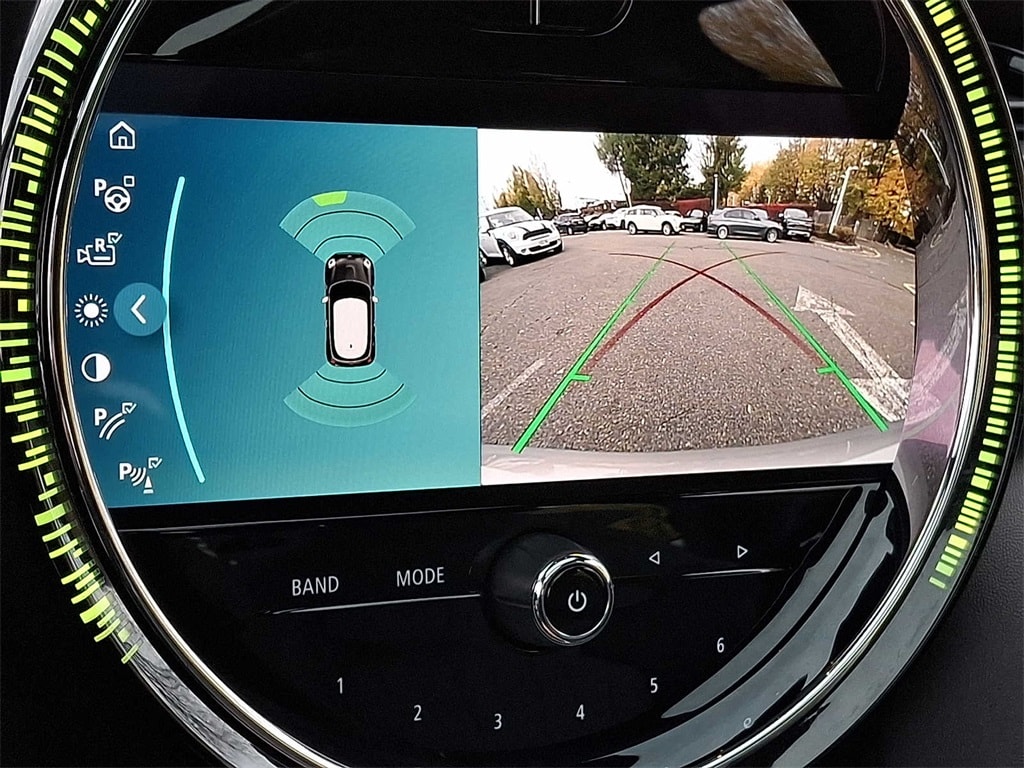 Thumbnail: 2023 MINI Cooper Hardtop - 18