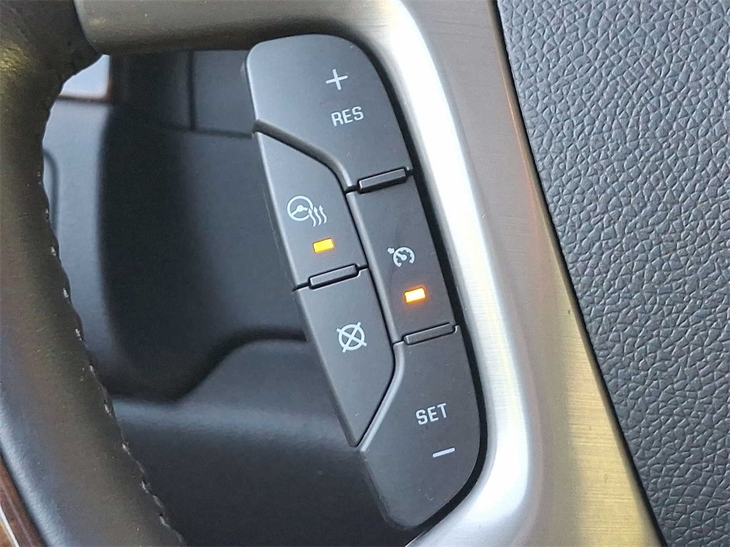 Thumbnail: 2014 GMC Yukon - 19