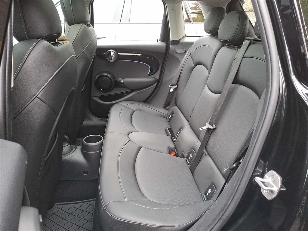 Thumbnail: 2024 MINI Cooper Hardtop - 7