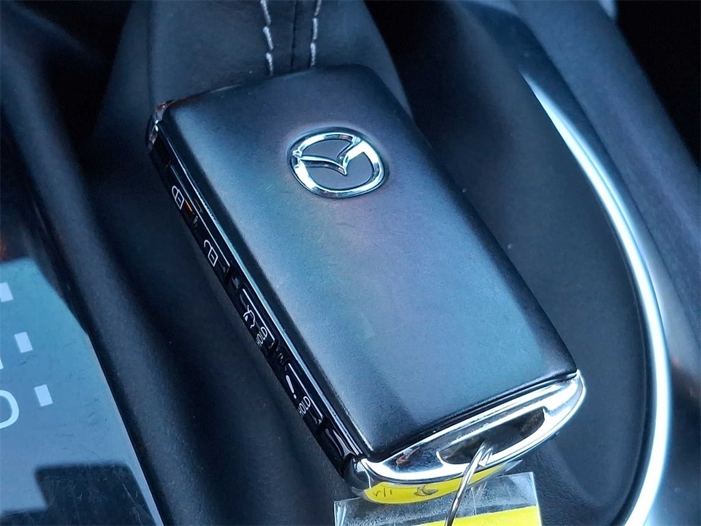 Thumbnail: 2022 Mazda MX-5 Miata - 23