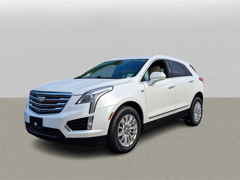 Used 2018 CADILLAC XT5 Base SUV
