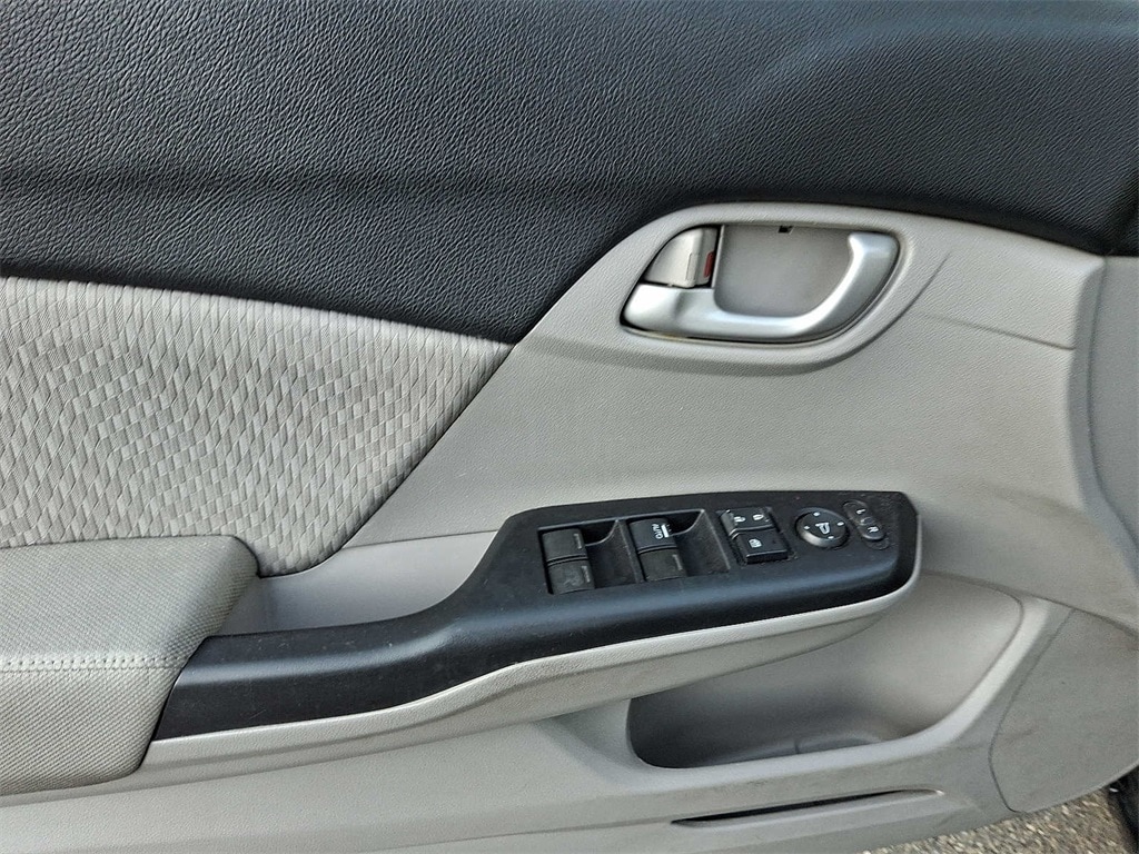 Thumbnail: 2015 Honda Civic - 11
